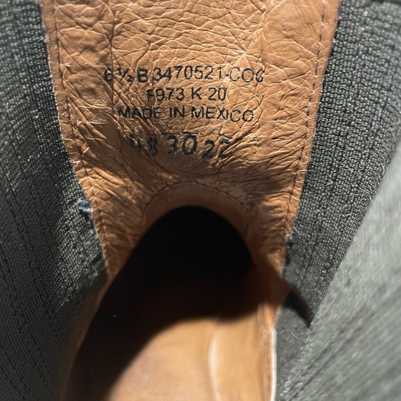 ***SOLD****Frye Cognac Sacha Chelsea Boots - Picture 6 of 6